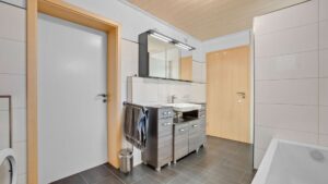 Badezimmer EG