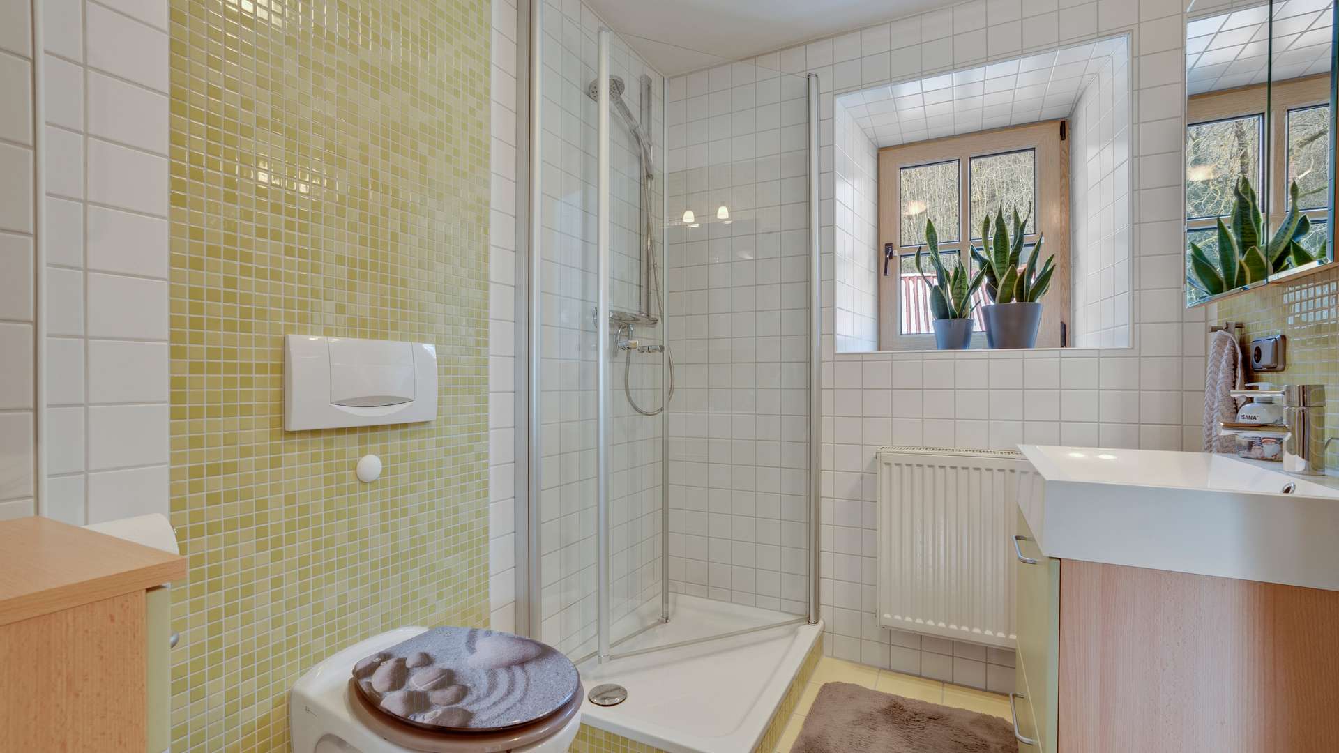 Badezimmer OG Haupthaus