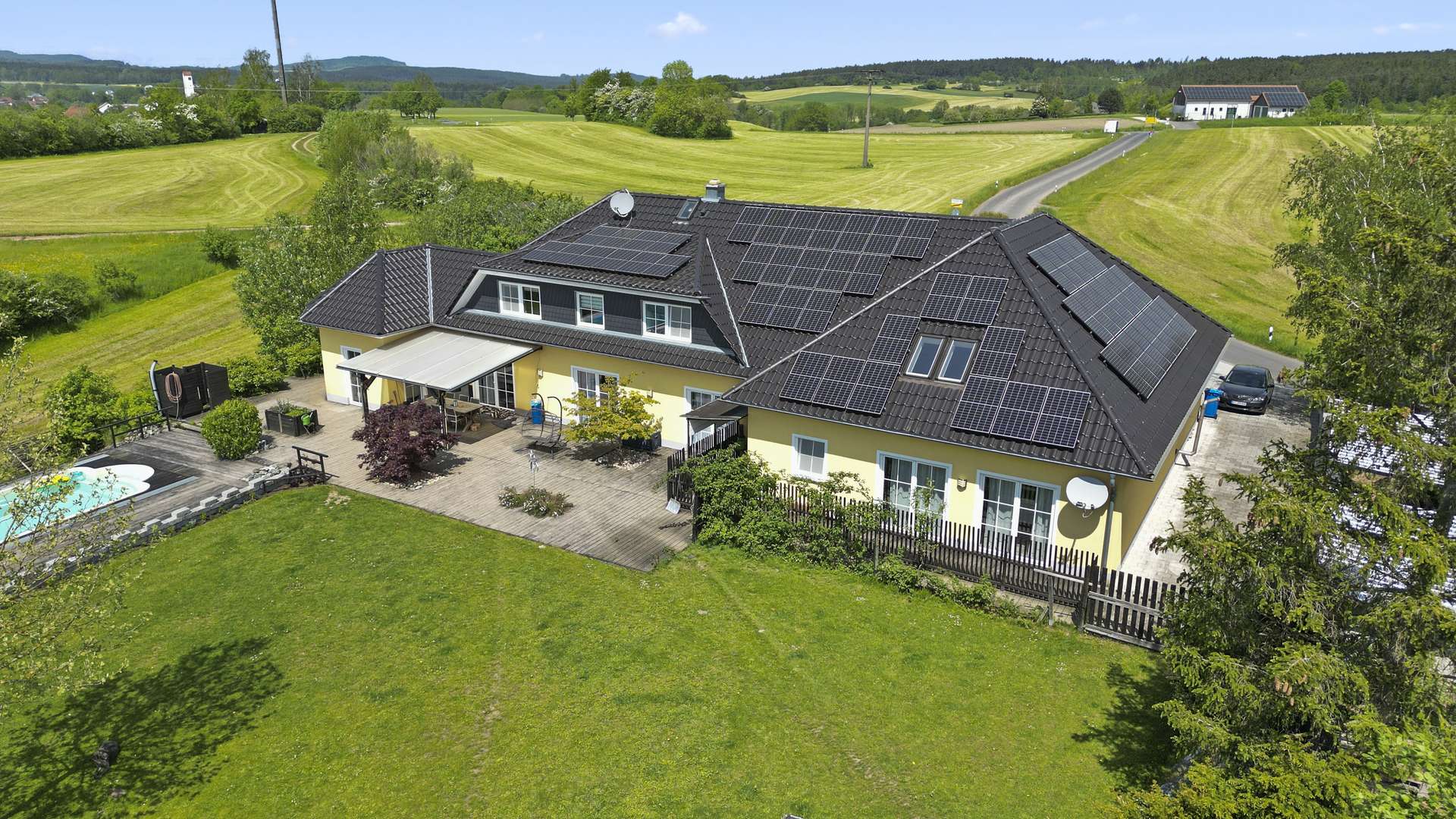 Rückansicht Villa