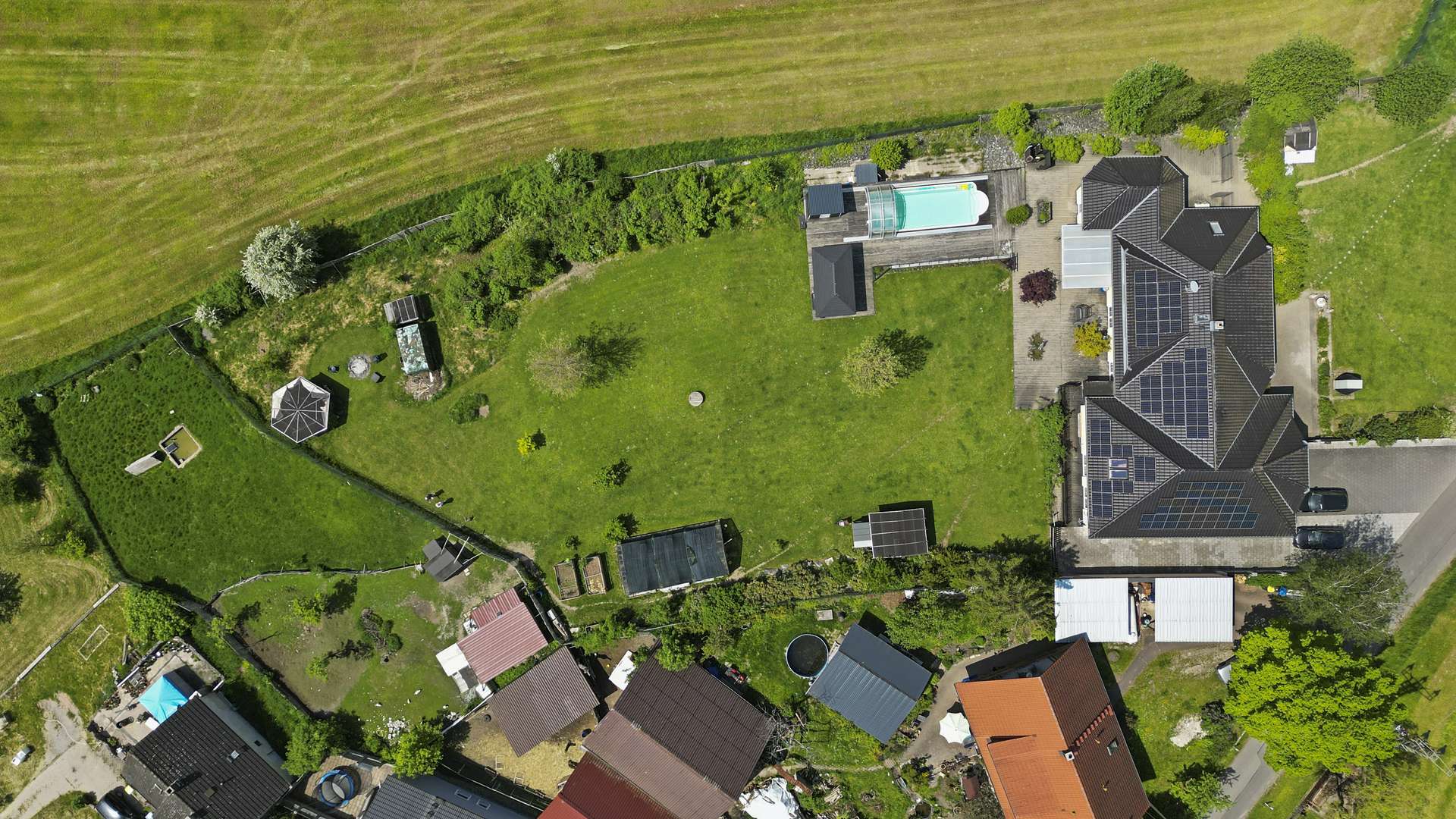 Grundstück