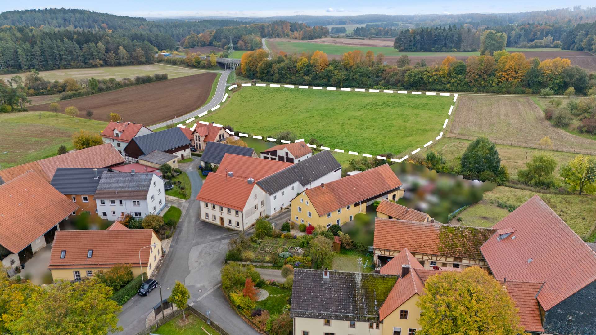 Grundstück (optional)