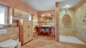 Badezimmer EG
