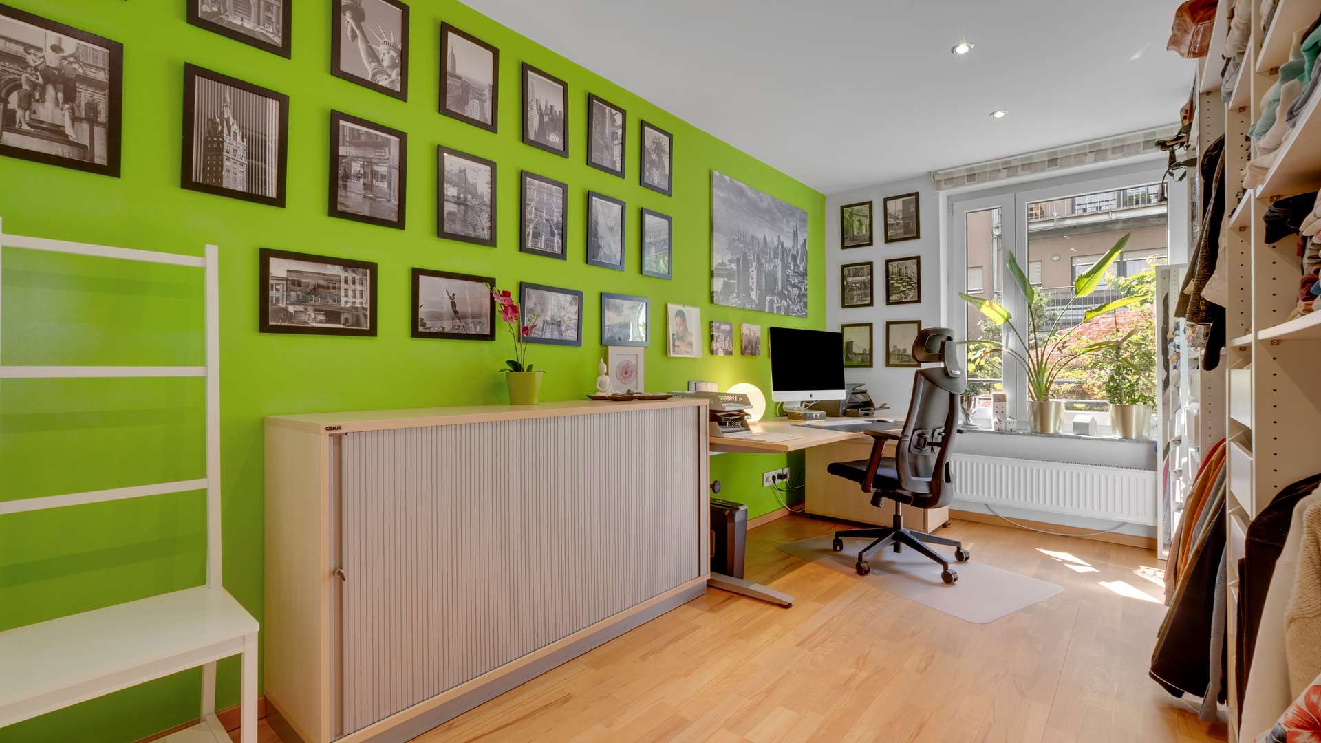 Arbeitszimmer