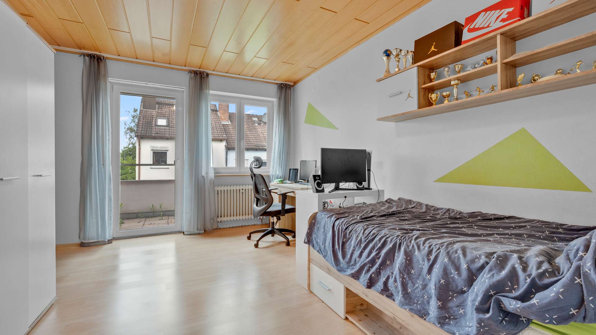 Schlafzimmer OG