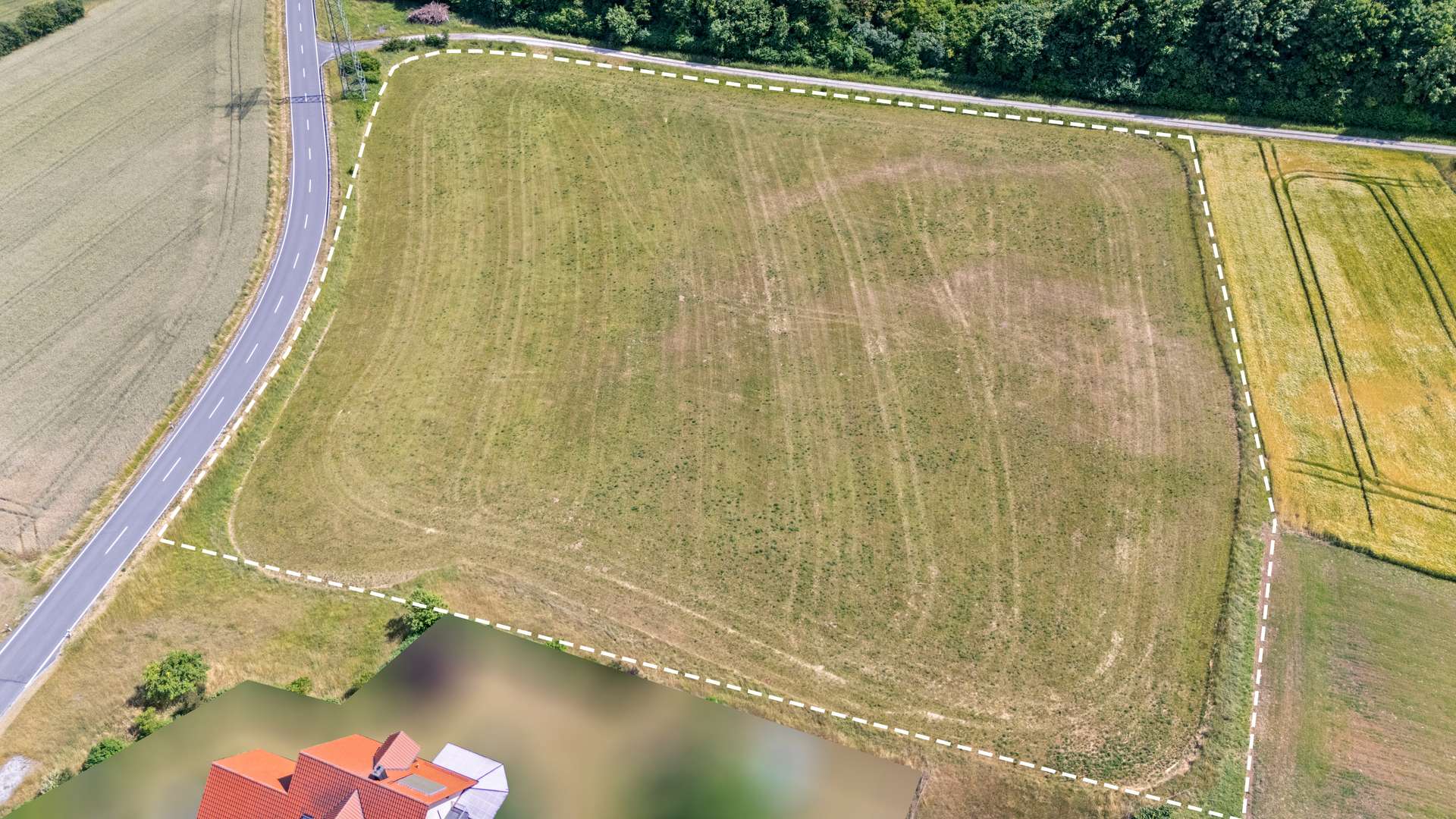 Grundstück
