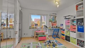 Büro EG