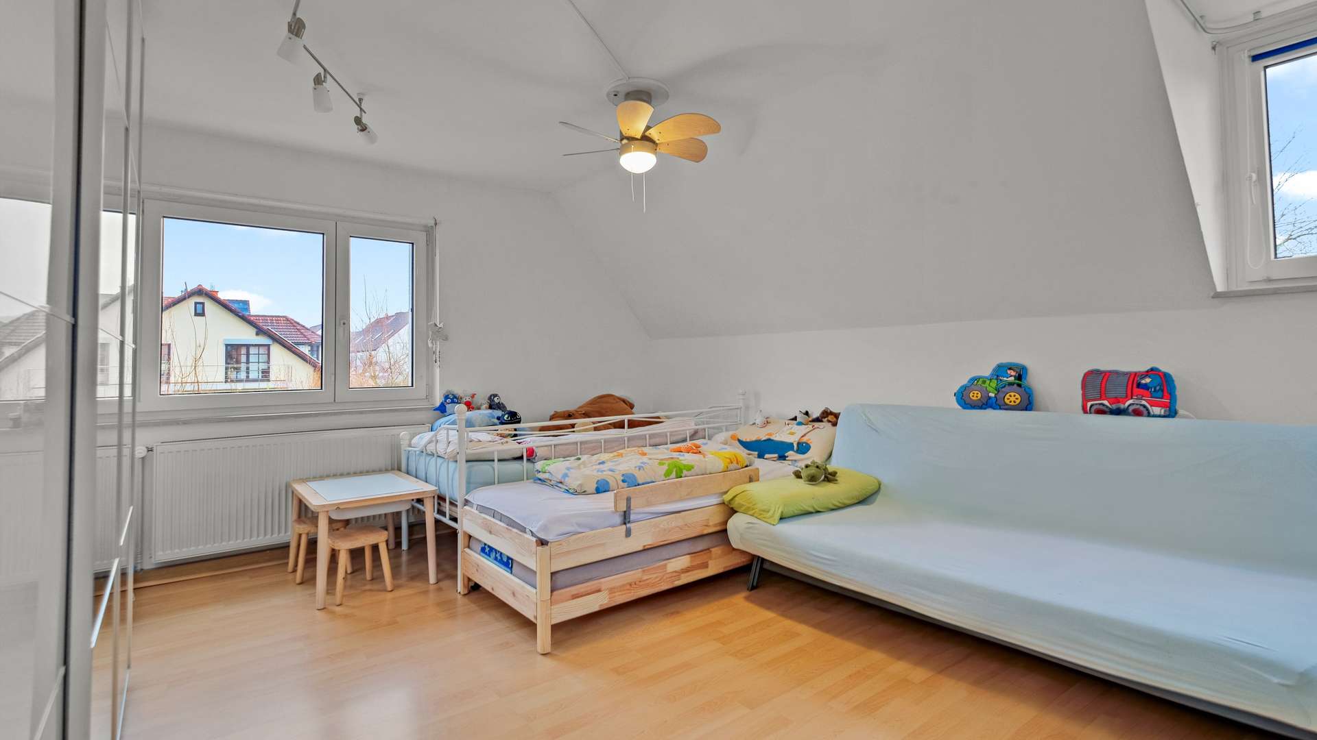 Schlafzimmer OG