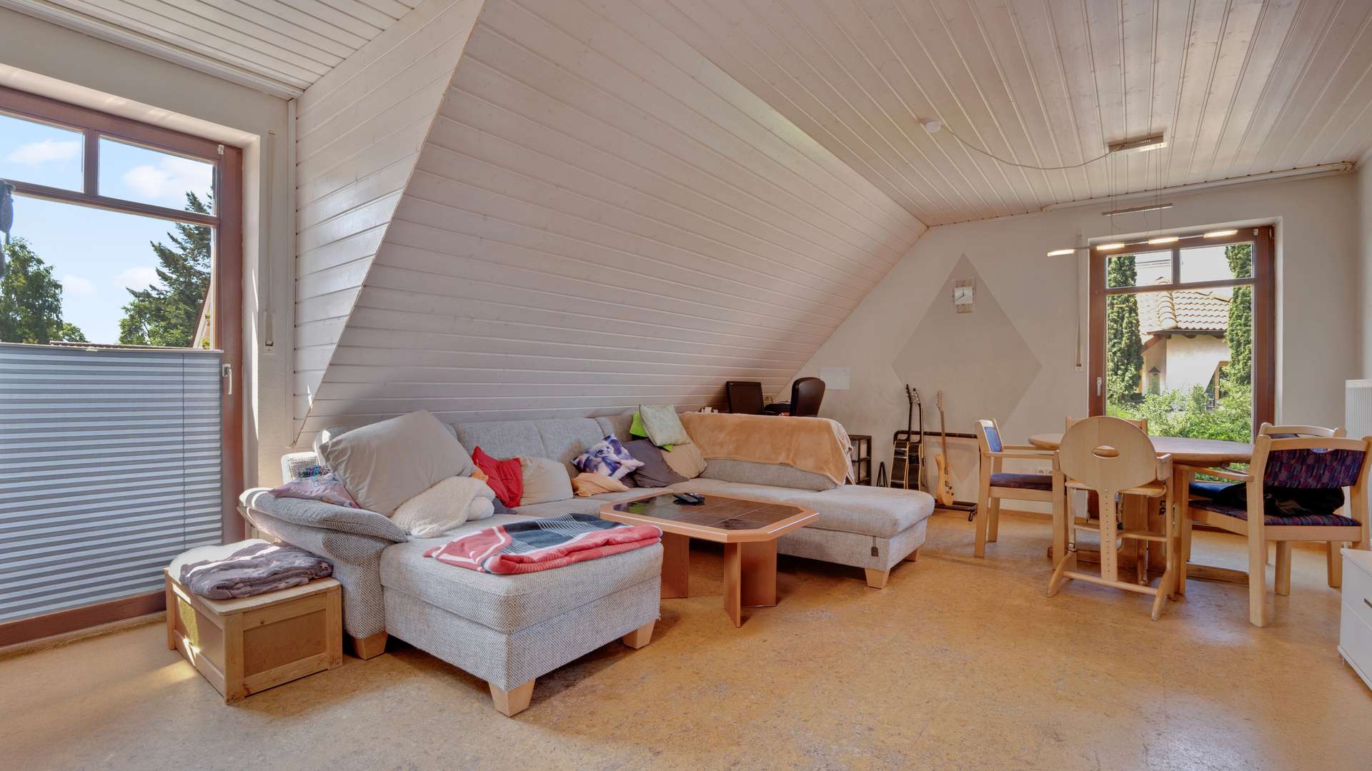 Wohn- und Esszimmer OG