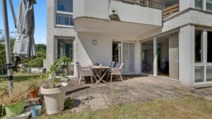 Süd-Terrasse EG