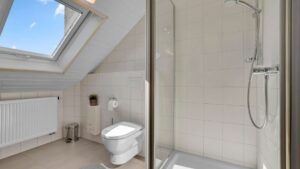 Badezimmer DG