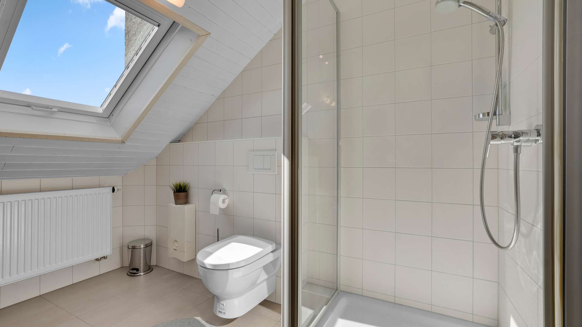 Badezimmer DG