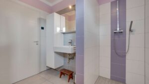 Badezimmer EG