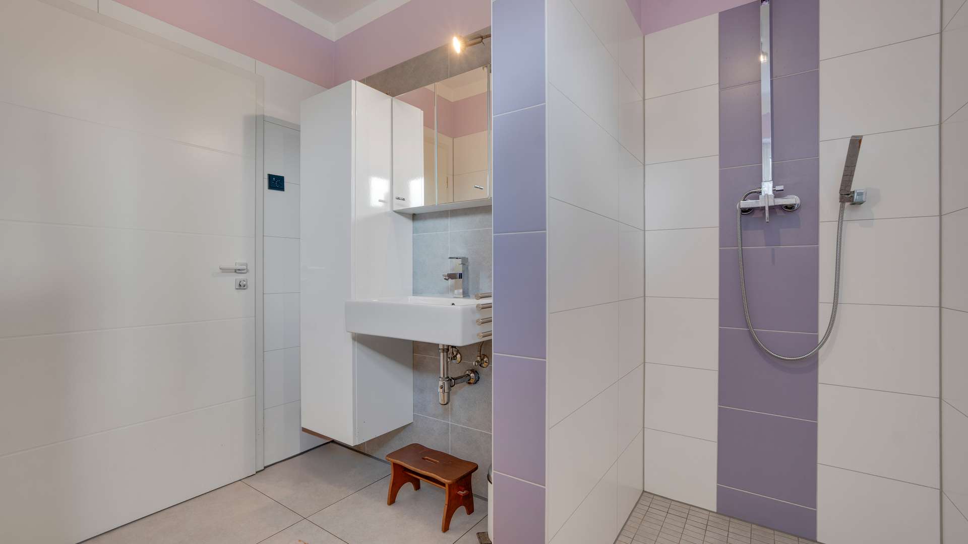 Badezimmer EG