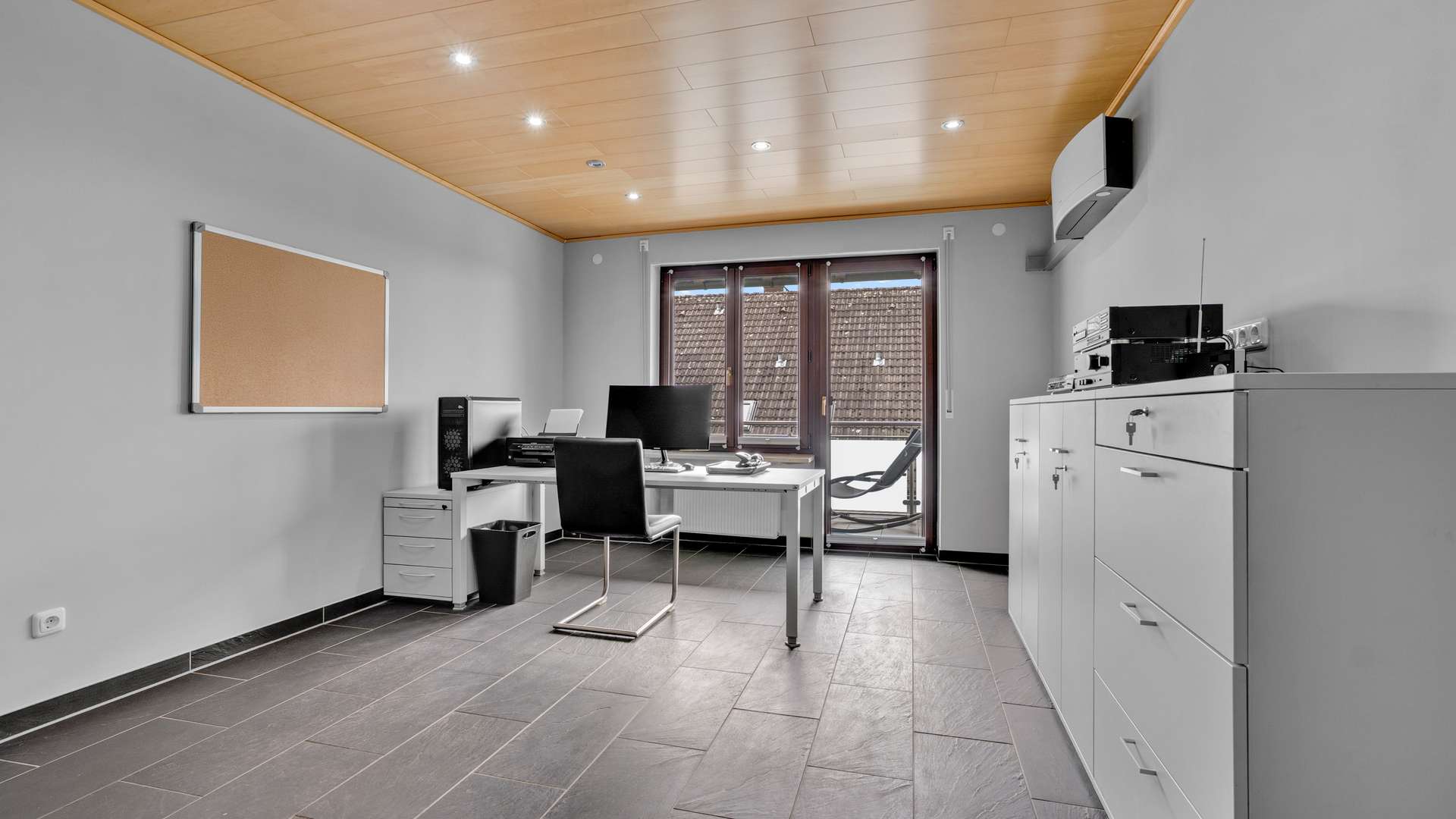 Arbeitszimmer OG