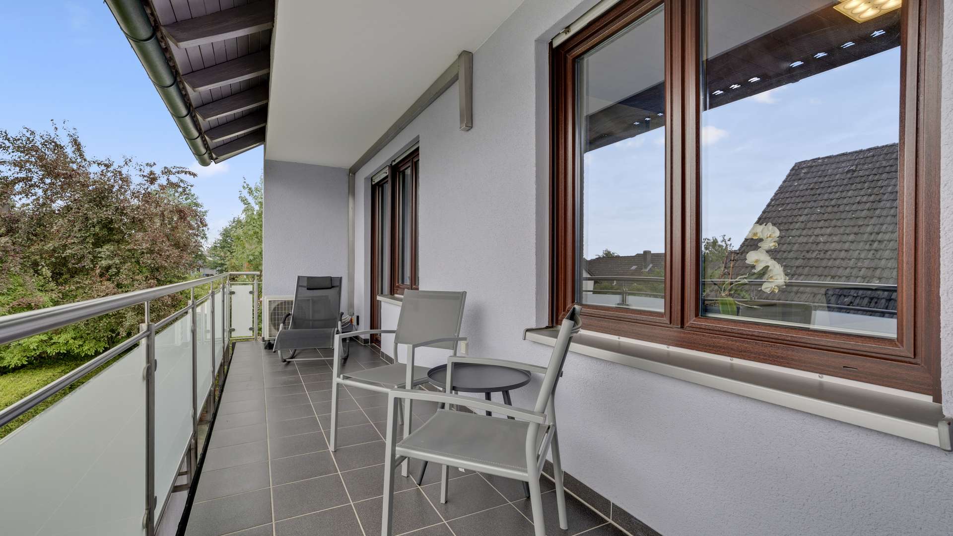 Balkon OG