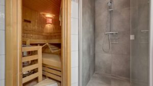 Badezimmer EG
