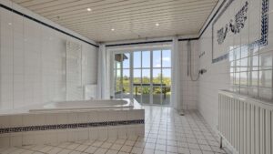 Badezimmer EG