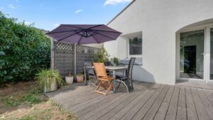 Terrasse - Flügel links