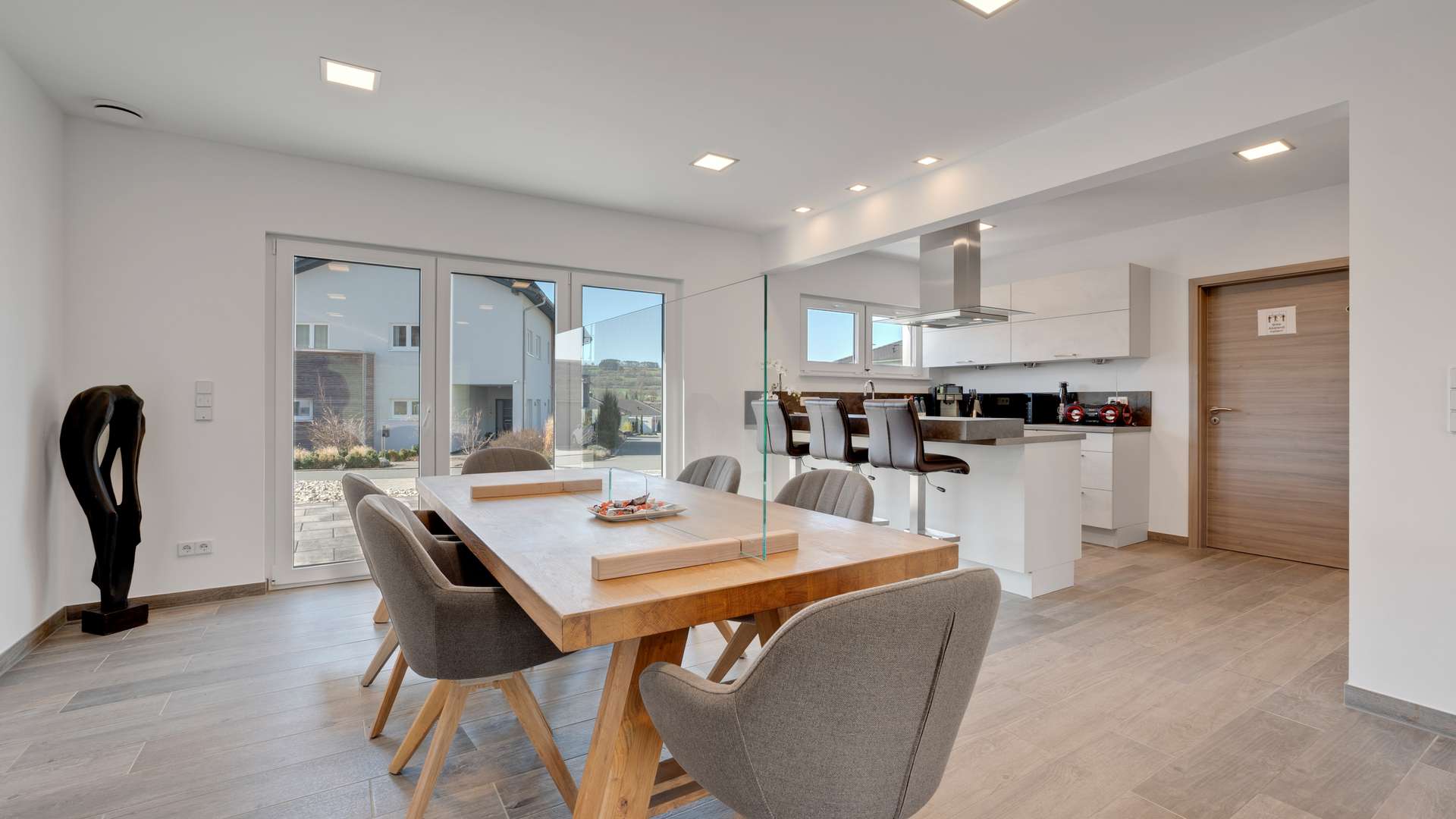 Esszimmer / Küche EG