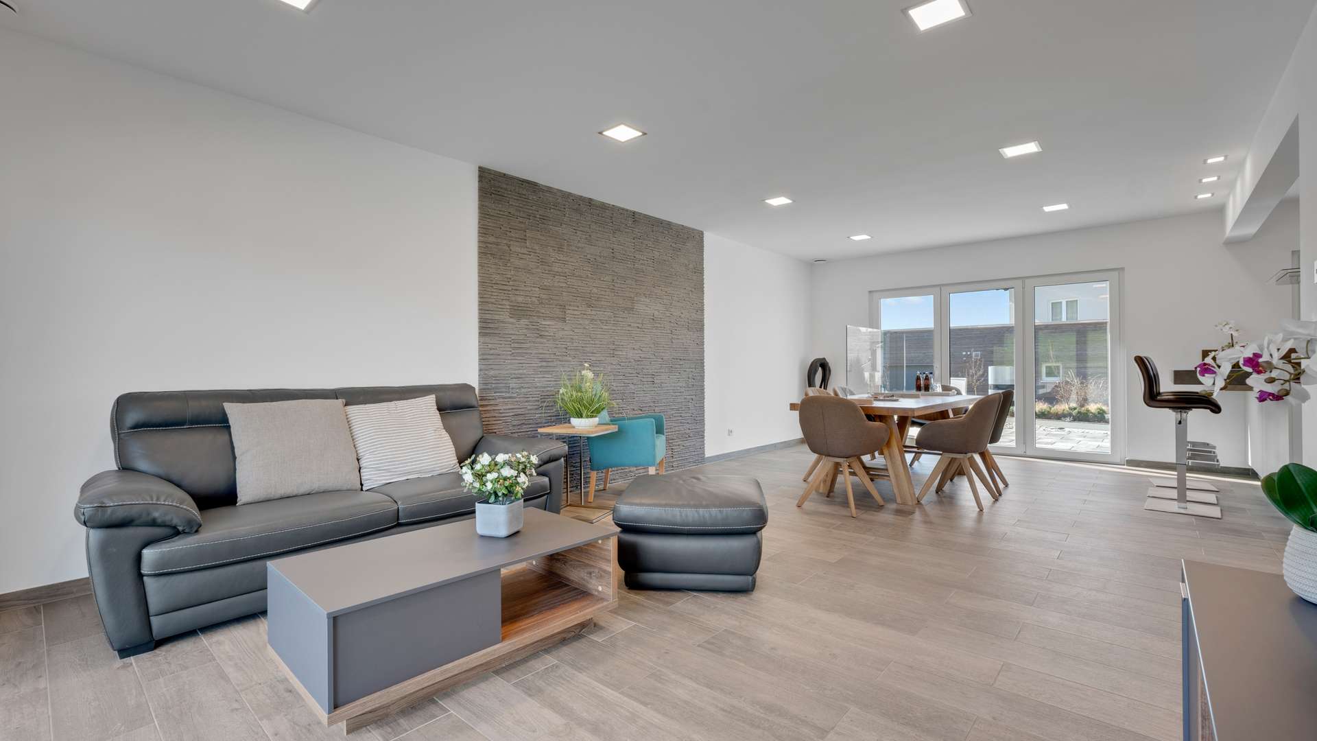 Wohn- und Esszimmer EG