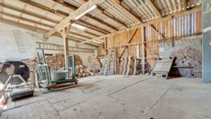 Nebengebäude - Scheune EG