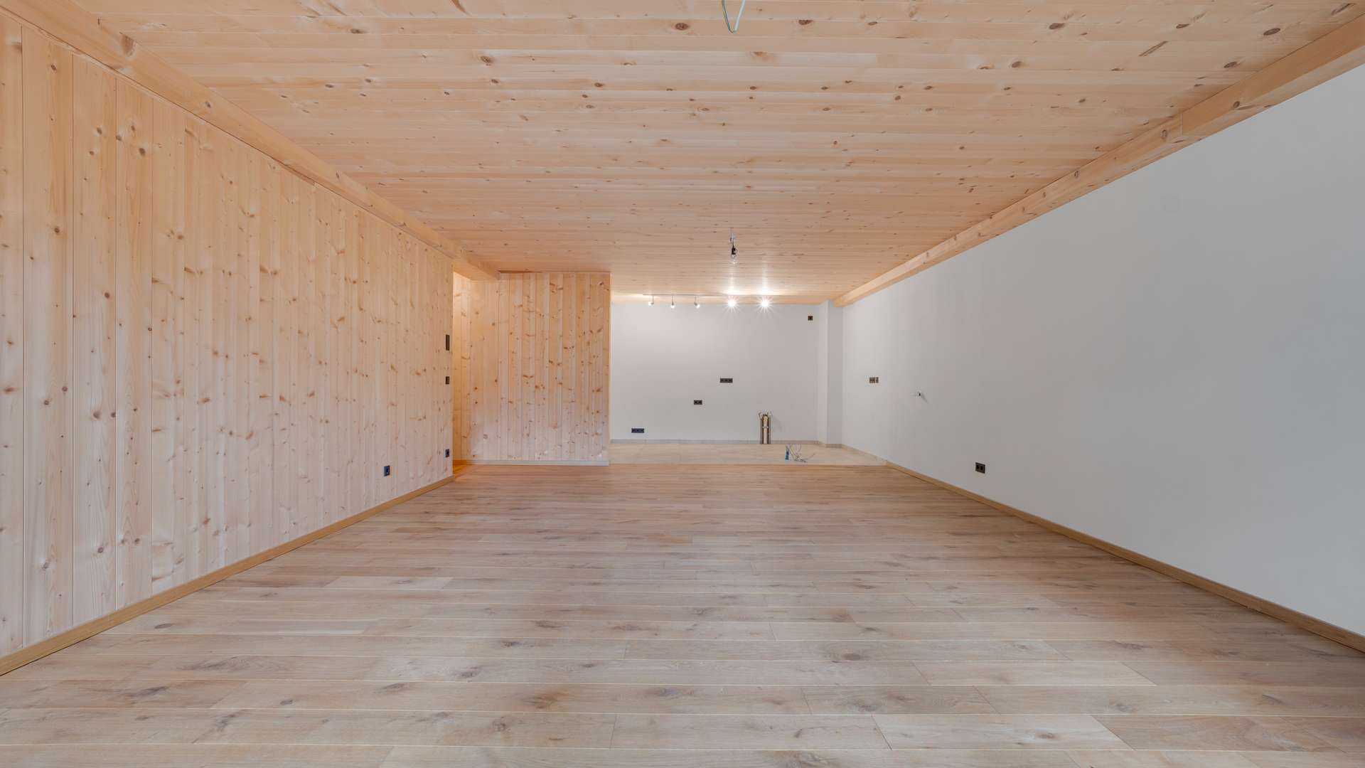 Wohn- und Esszimmer / Küche