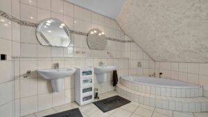 Badezimmer OG