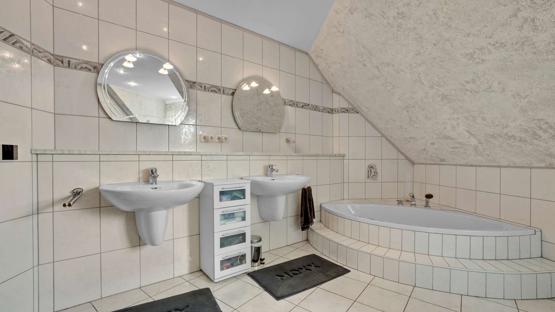 Badezimmer OG