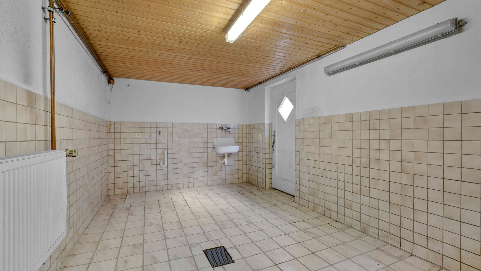 Hauswirtschaftsraum KG