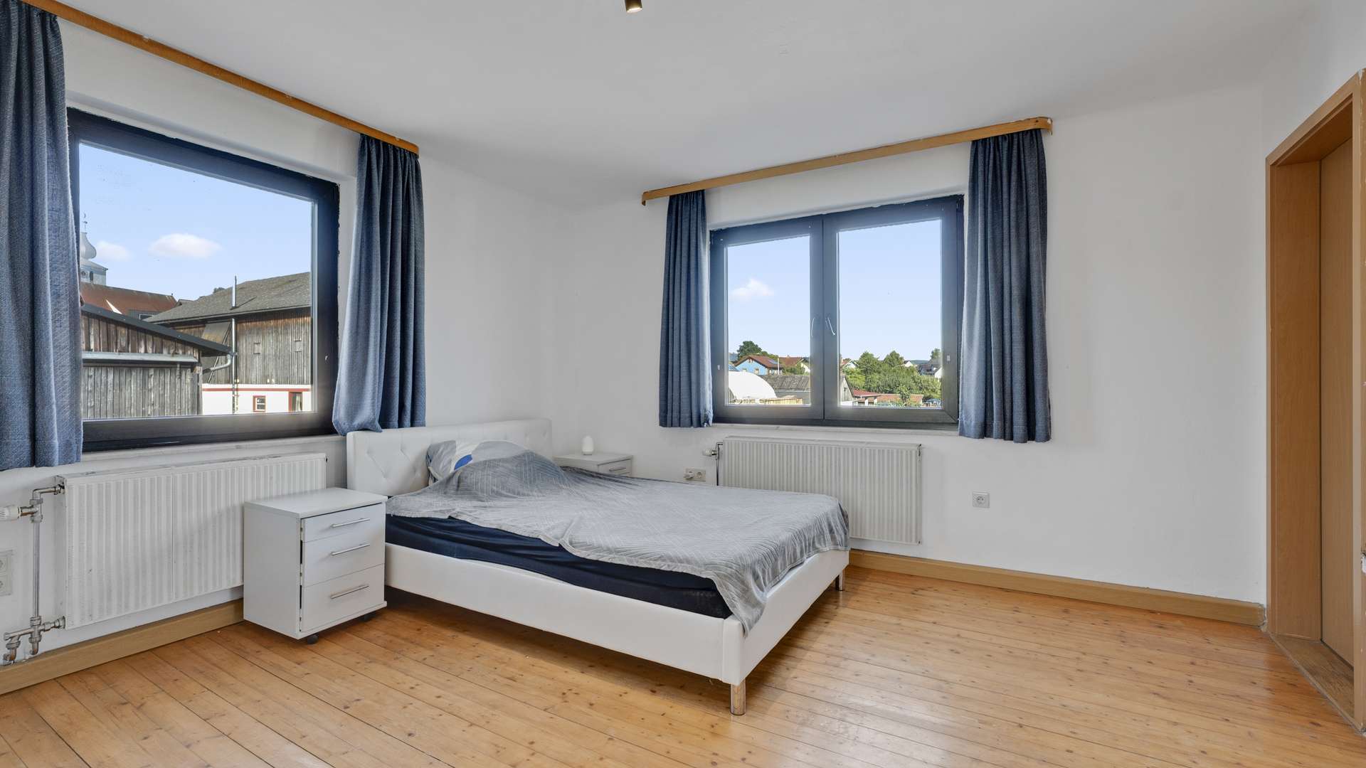 WE 4: Schlafzimmer OG