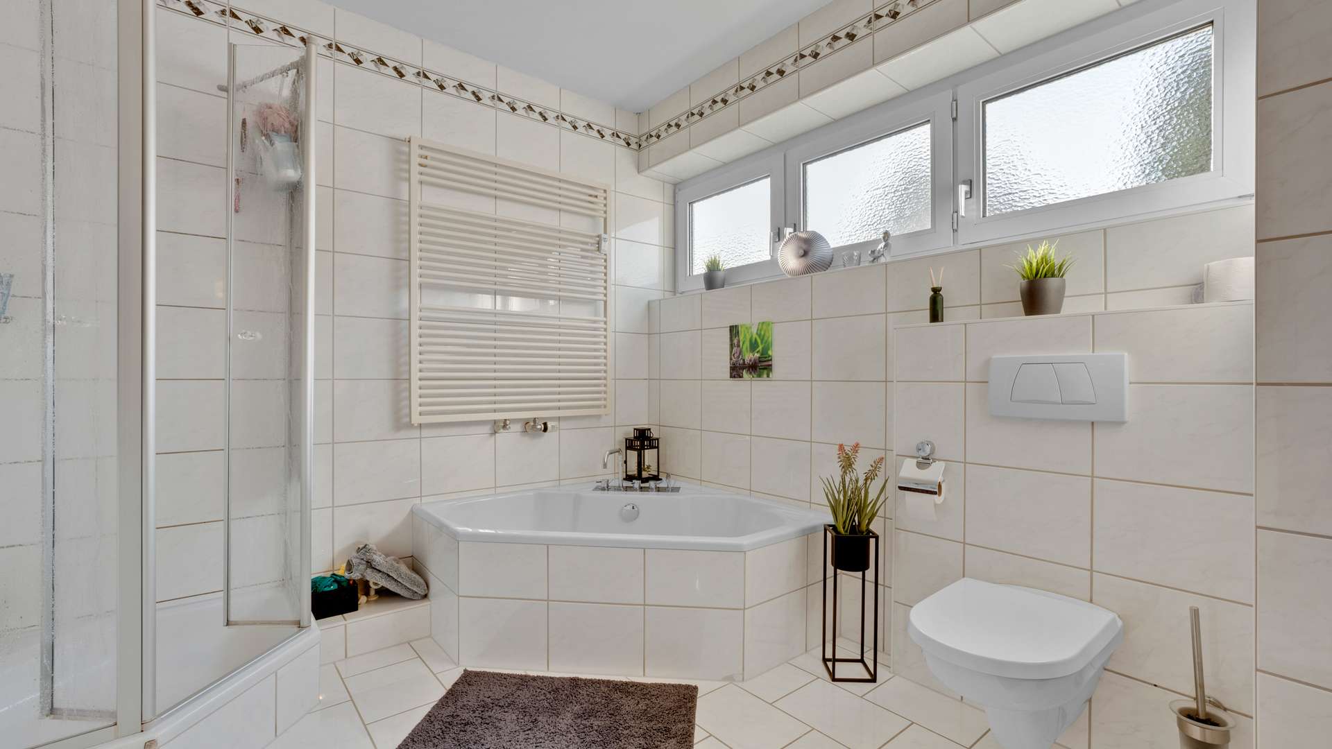 Badezimmer EG