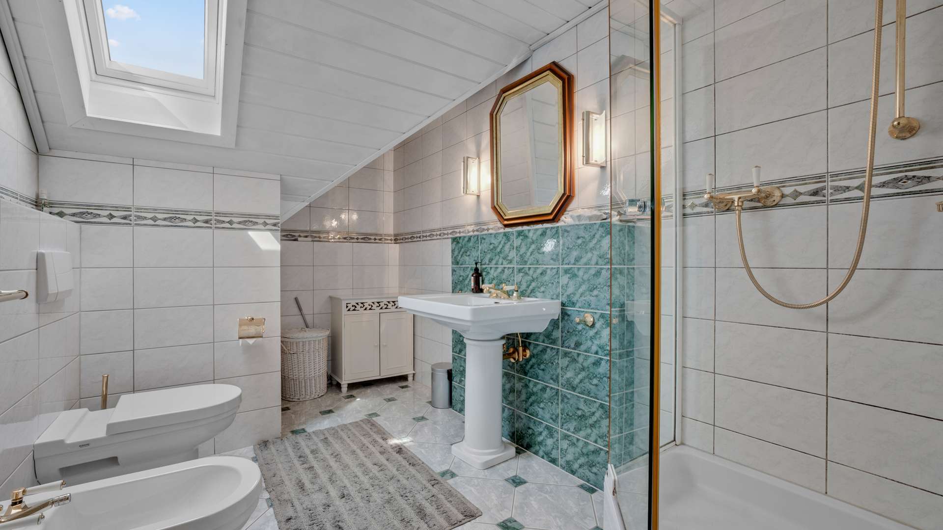 Badezimmer DG