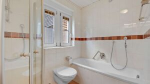 Badezimmer EG WE 1