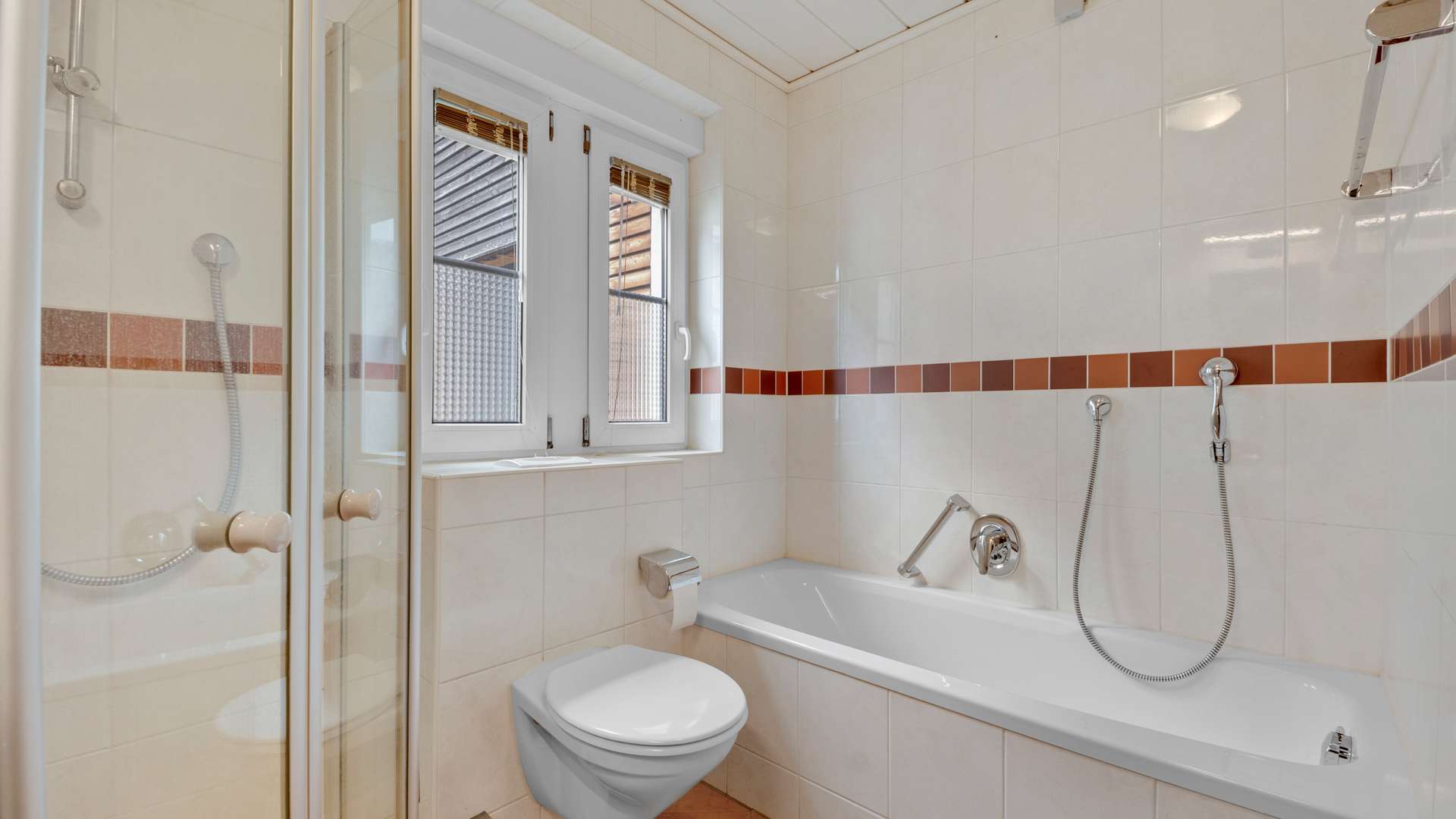Badezimmer EG WE 1