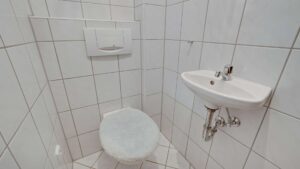 1. OG - WC