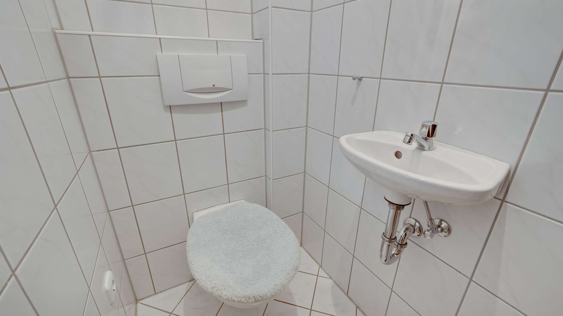 1. OG - WC