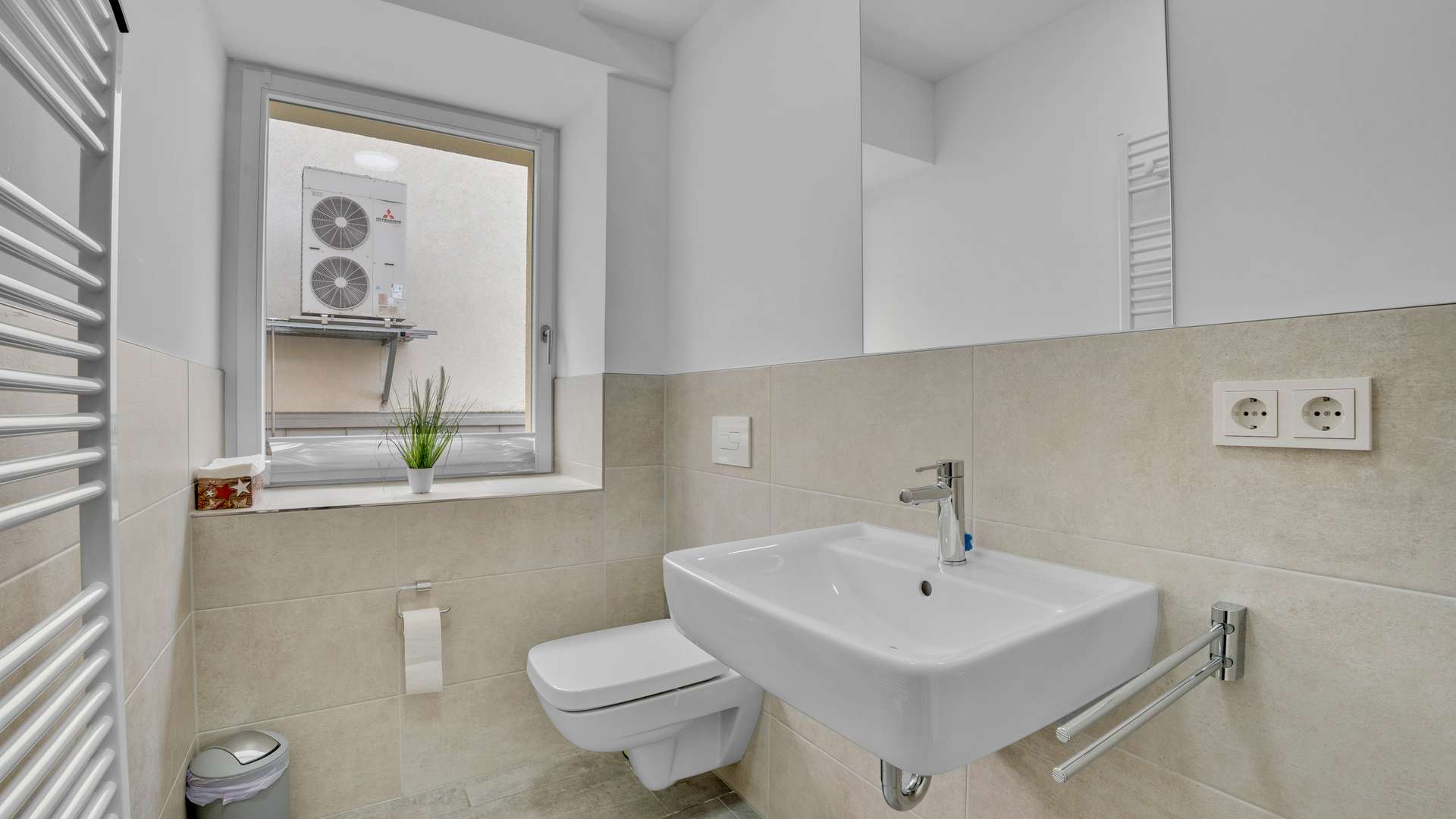 1. OG - Damen WC - GE 2