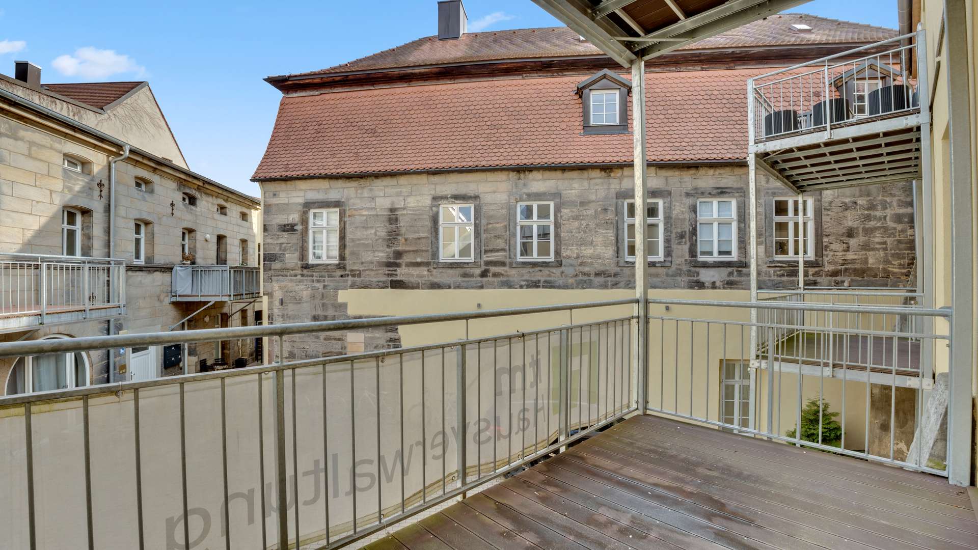 1. OG - Balkon 1 - GE 2