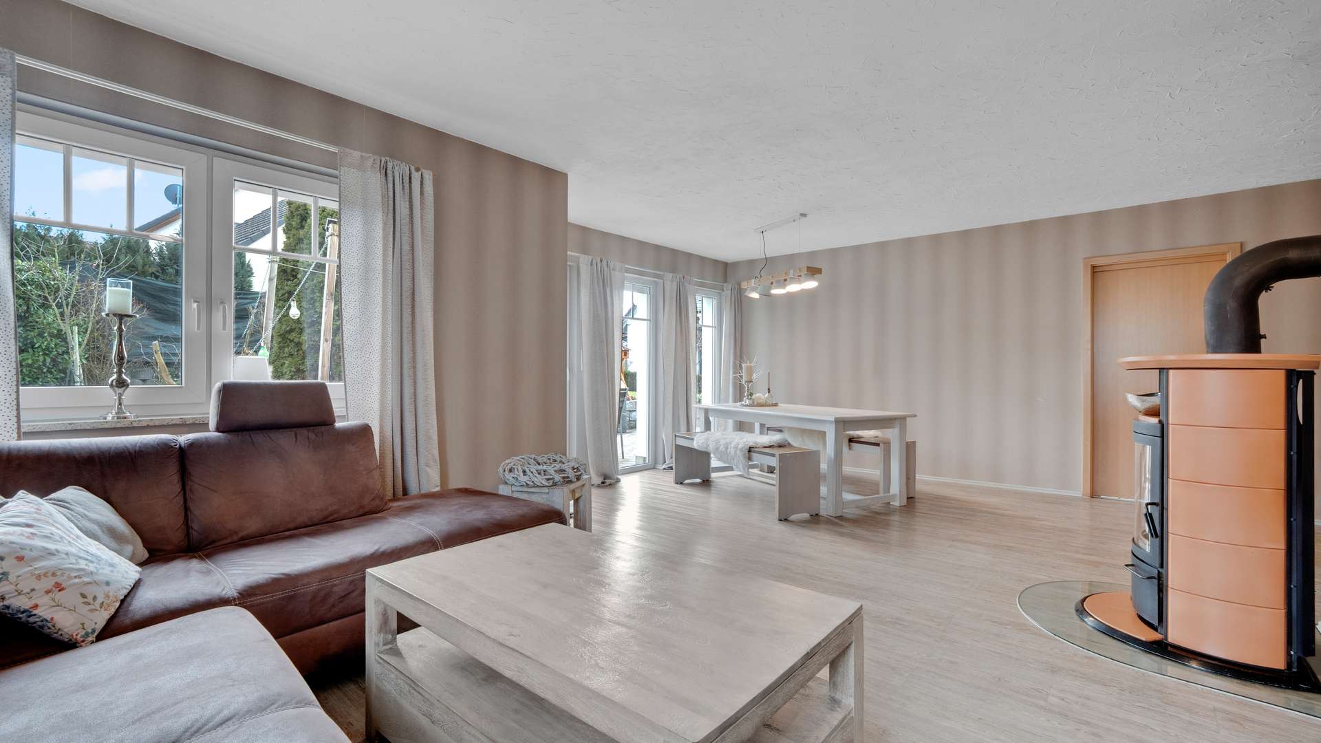 EG - Wohn-/Esszimmer