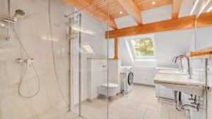 DG - Badezimmer - ELW