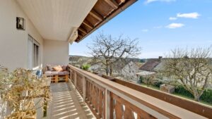 EG - Überdachter Balkon