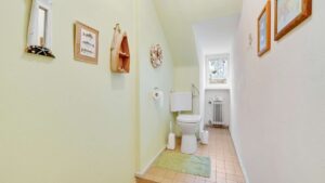 DG - WC