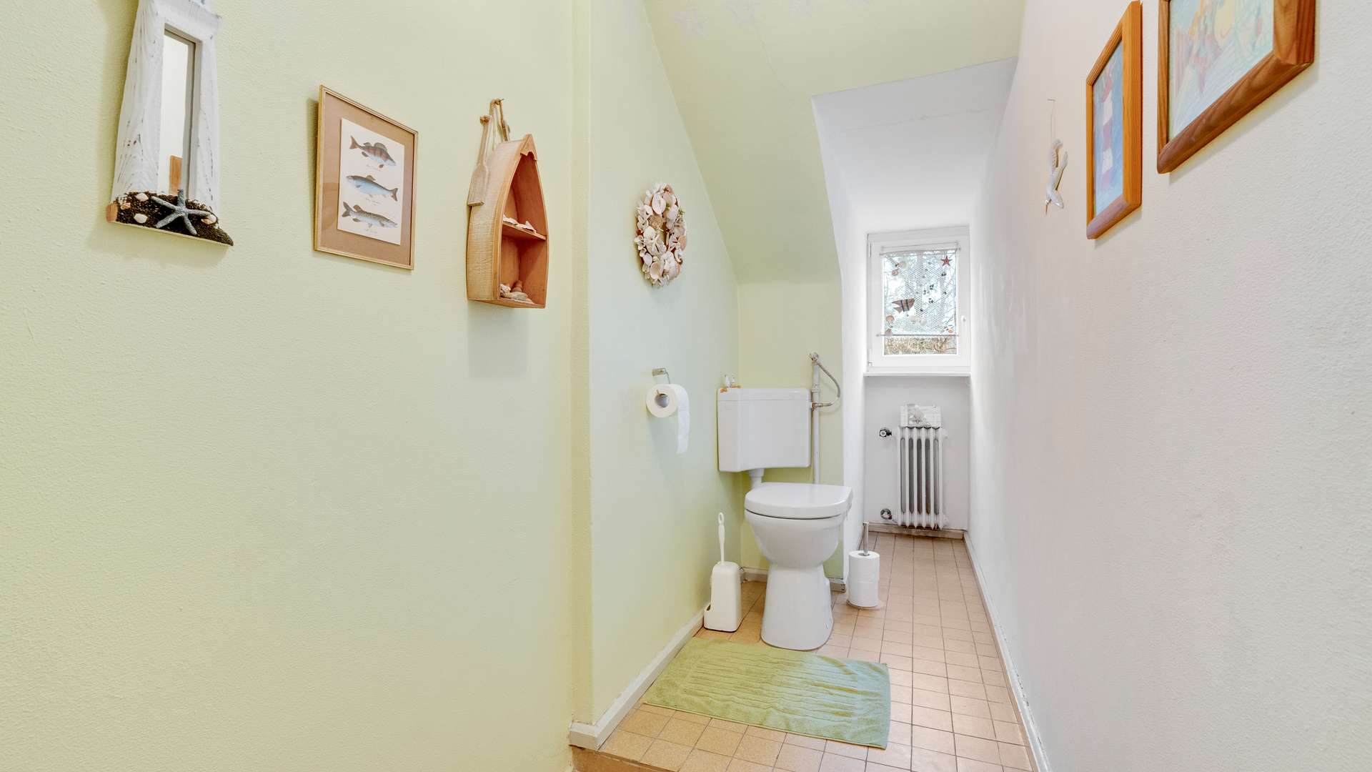 DG - WC
