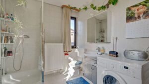 WE 1: Badezimmer EG