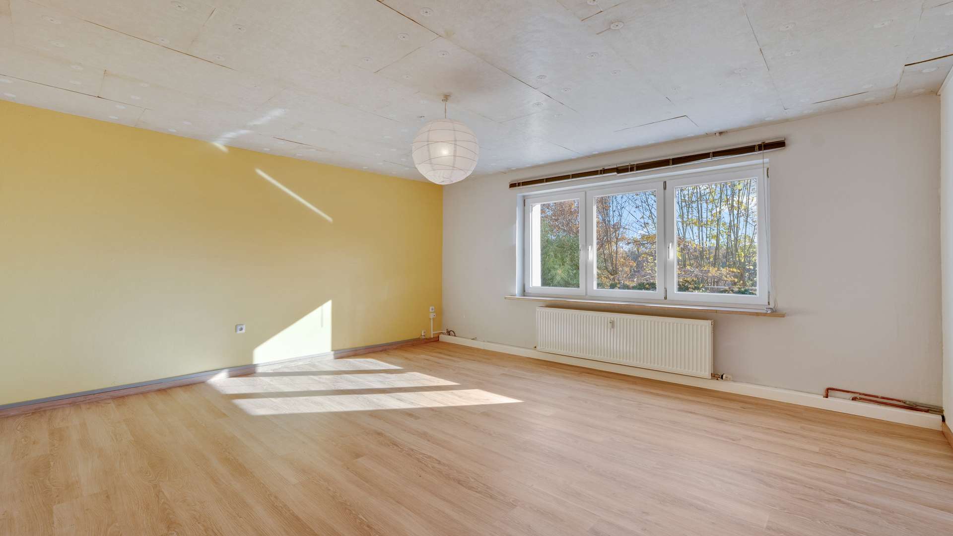 ELW: Wohnzimmer UG