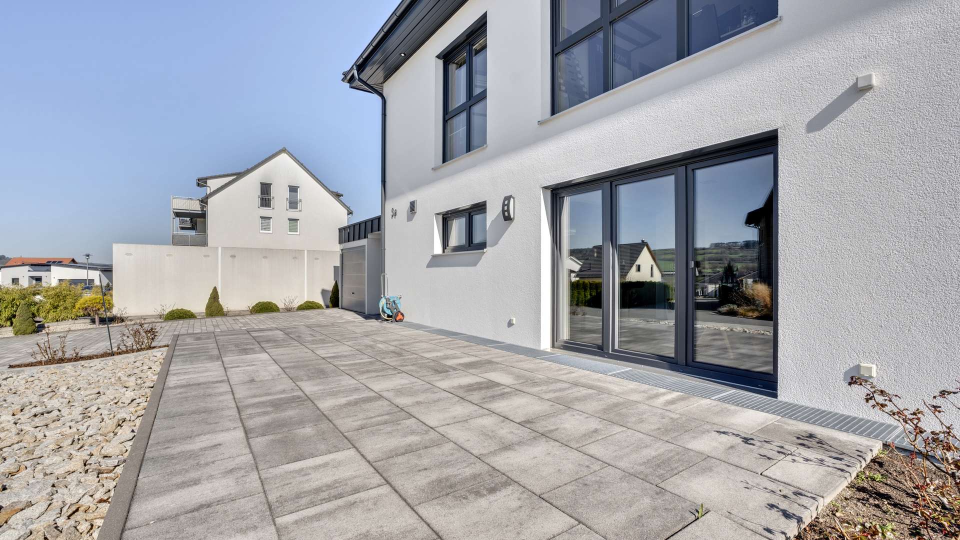 Terrasse EG