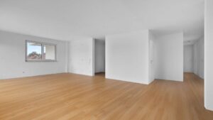 Wohn- und Esszimmer / Küche
