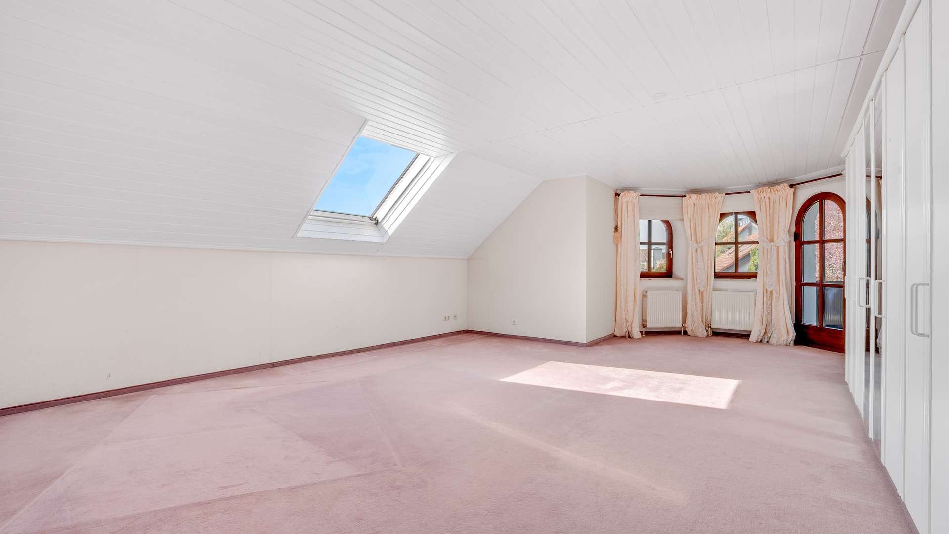 DG - Schlafzimmer