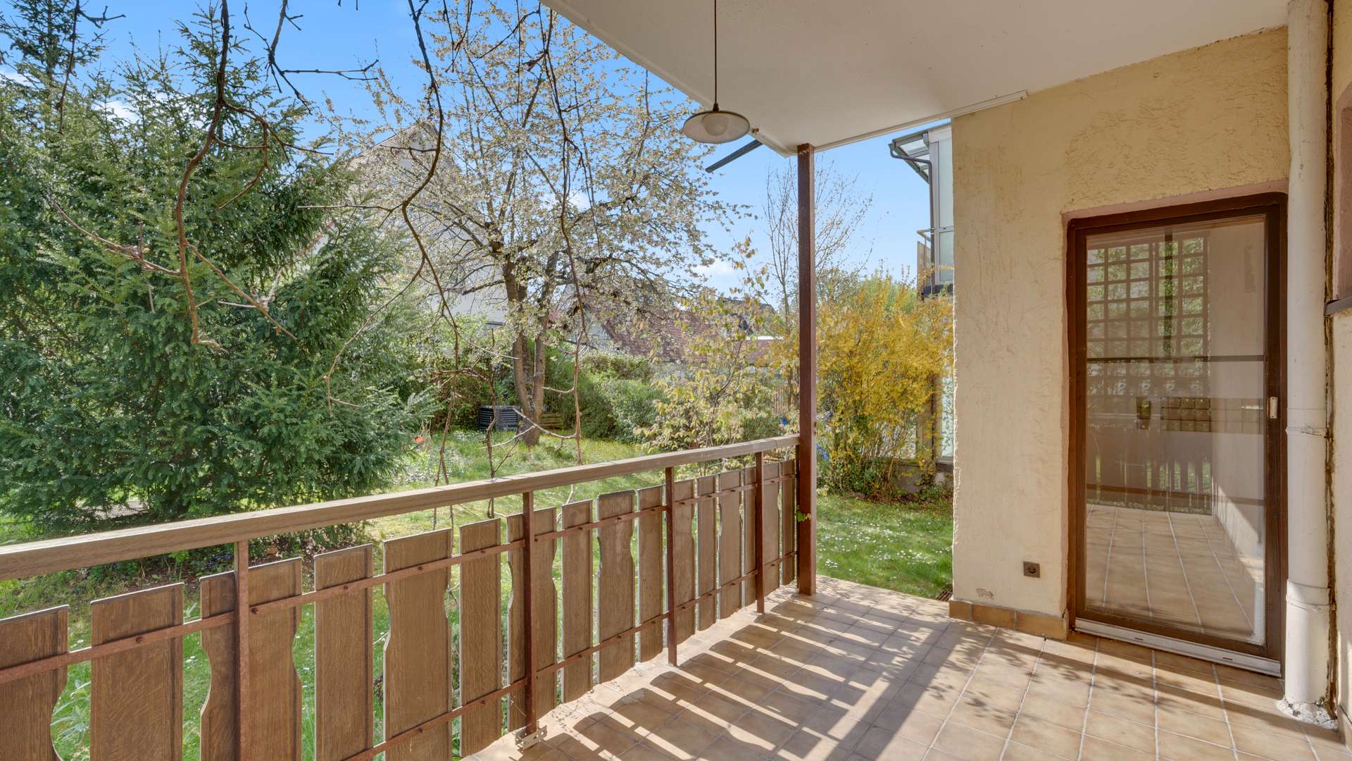 EG - überdachte Terrasse