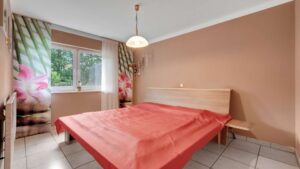 UG - Schlafzimmer